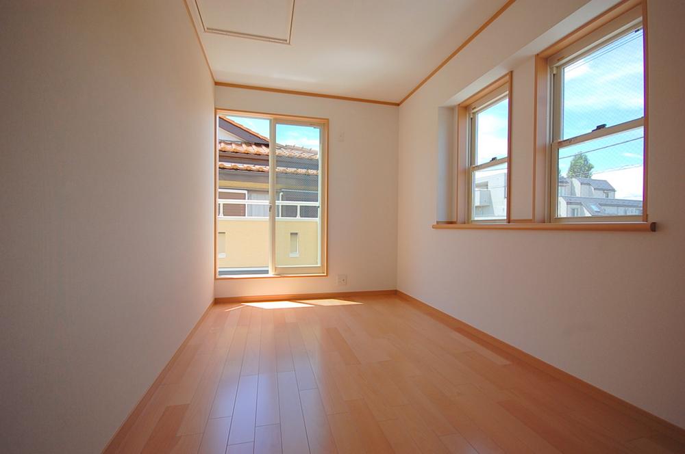 Non-living room. Indoor (10 May 2013) Shooting