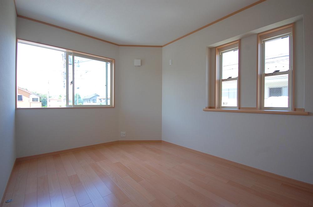 Non-living room. Indoor (10 May 2013) Shooting