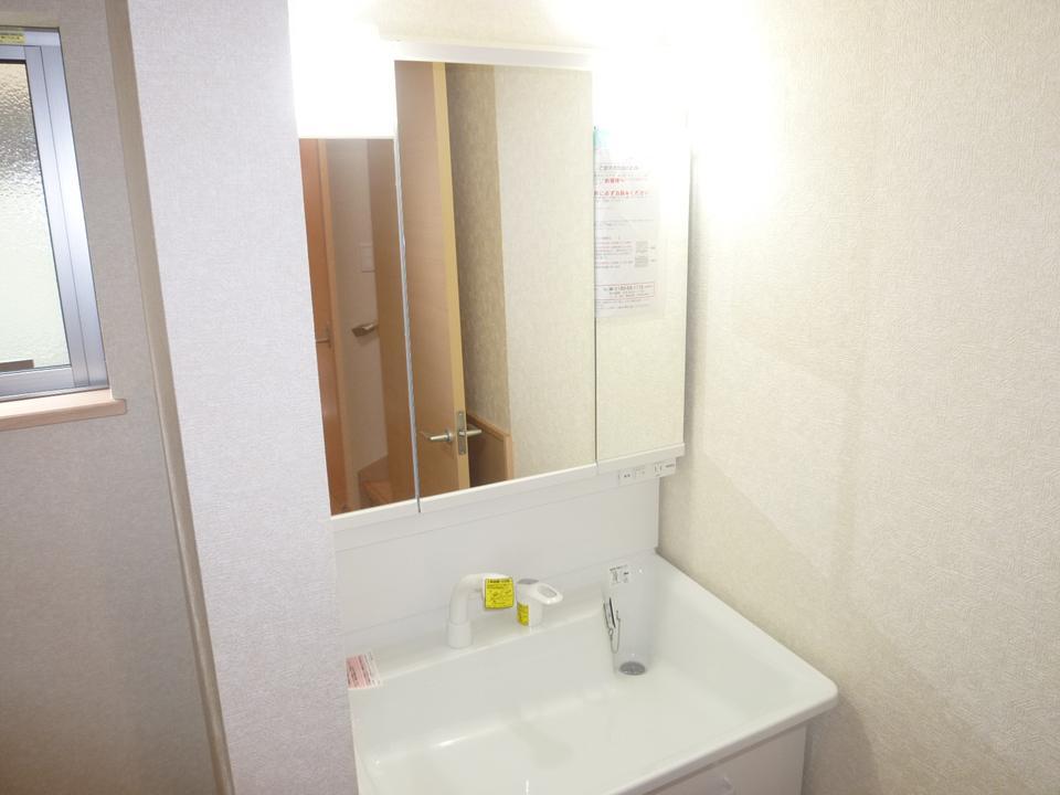 Same specifications photos (Other introspection). Washroom Same specifications