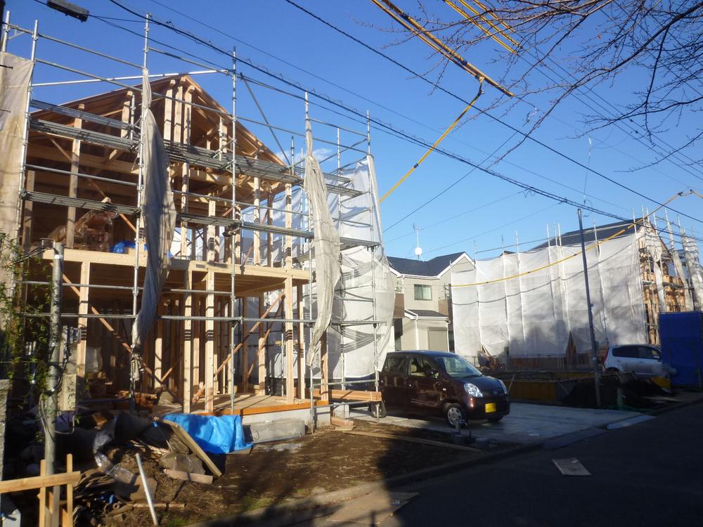 Local appearance photo. Local (12 May 2013) Shooting