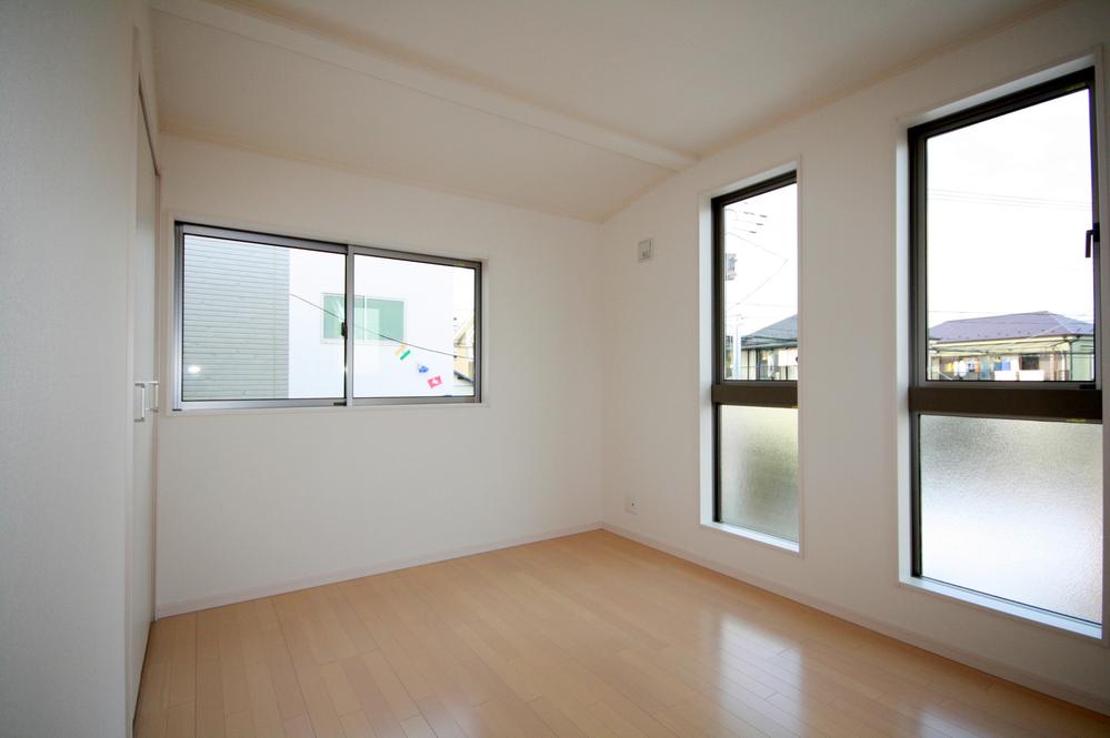 Same specifications photos (Other introspection). Seller construction cases