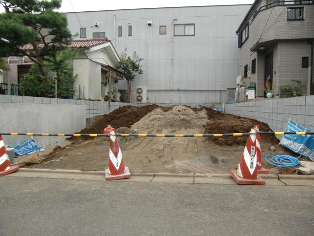 Local appearance photo. Selling local