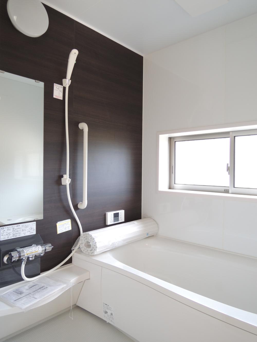 Same specifications photo (bathroom). Unit bus (same specifications)