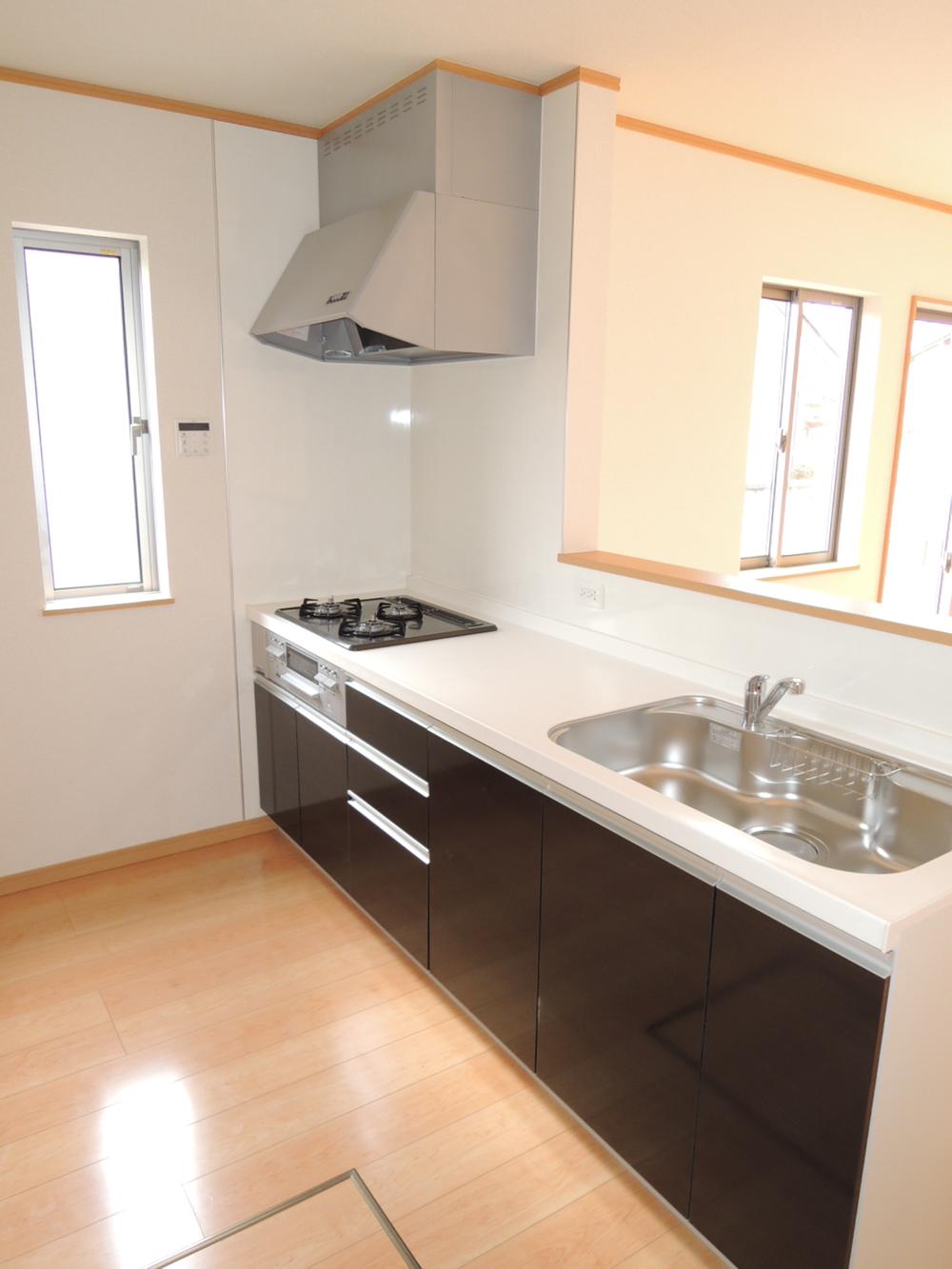 Same specifications photo (kitchen). Face-to-face kitchen (same specifications)