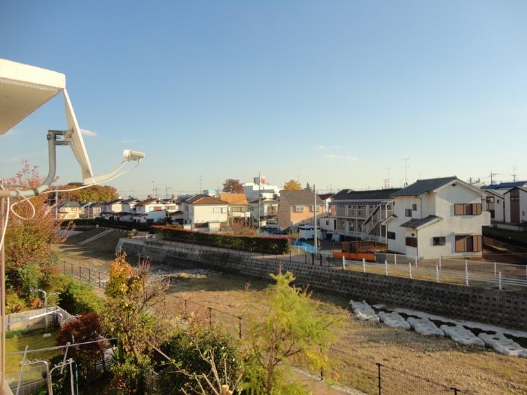 View photos from the dwelling unit. View (November 2013) Shooting