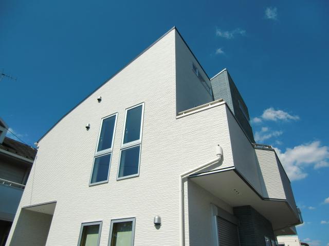 Rendering (appearance). Seller construction cases