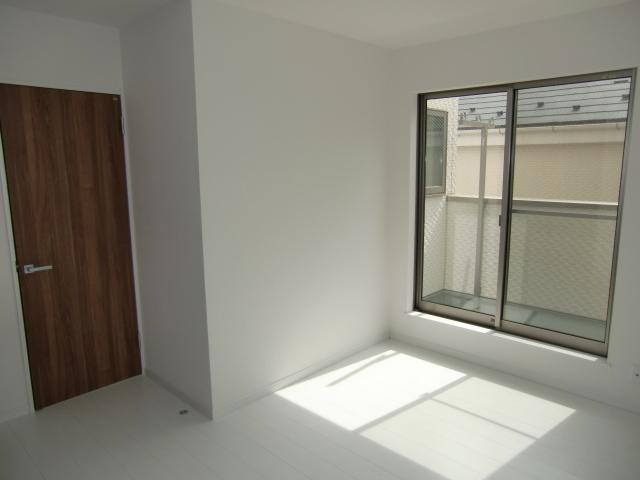 Non-living room. Indoor (March 2013) Shooting