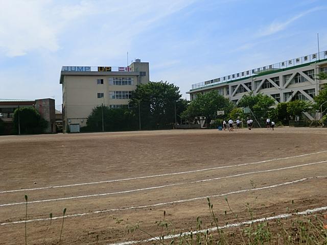 Junior high school. Higashiyamato 586m to stand second junior high school