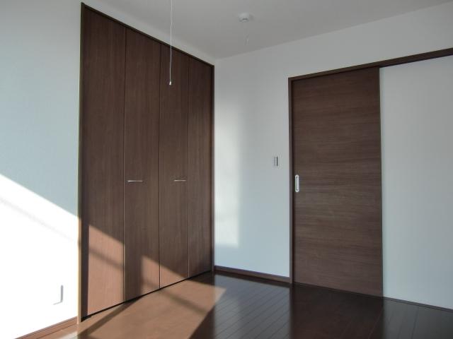 Non-living room. Second floor Western-style (6 quires)