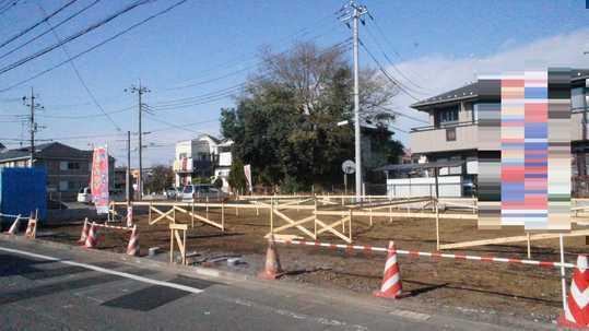 Local photos, including front road. Local Photos