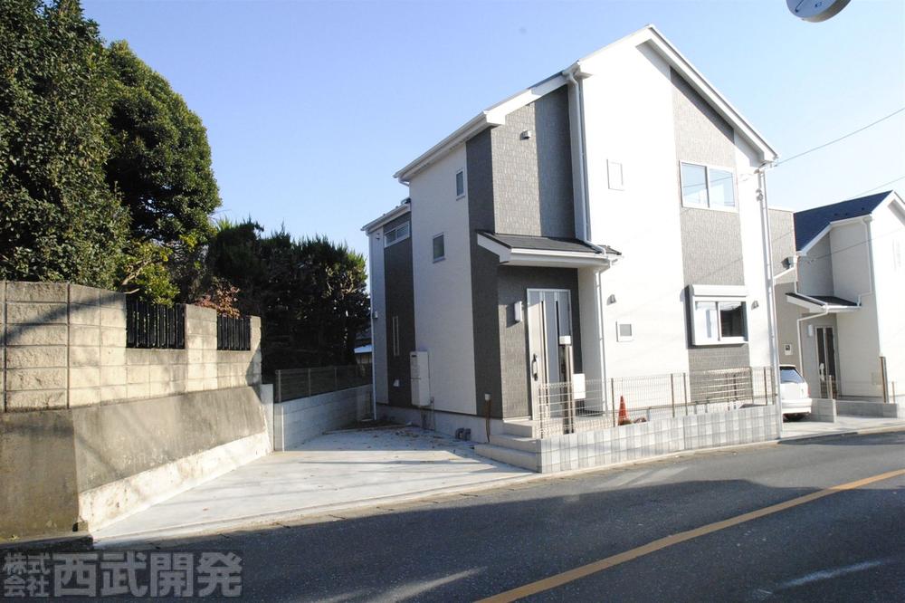 Local appearance photo. Local (12 May 2013) Shooting 1 Building