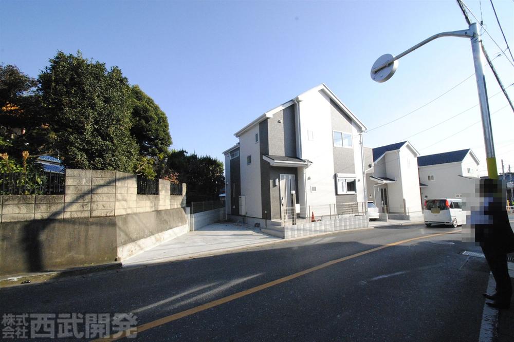 Local appearance photo. Local (12 May 2013) Shooting 1 Building