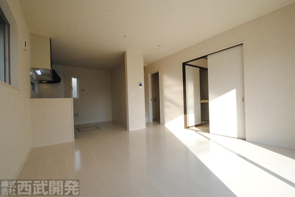 Living. LDK14 Pledge