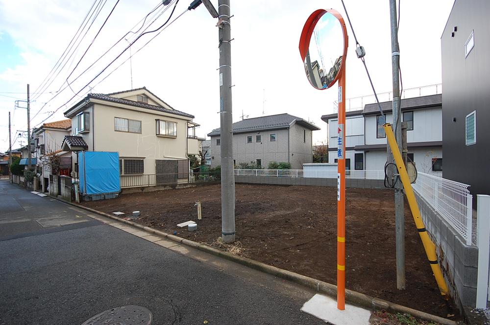 Local appearance photo. Local shooting