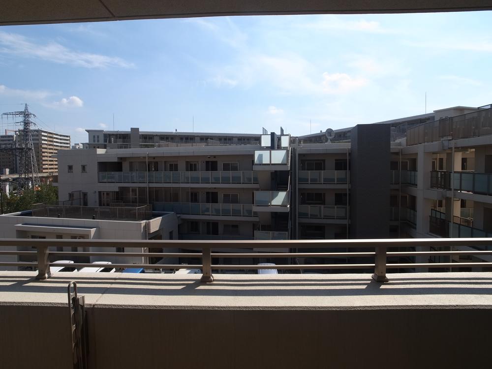 Balcony. Local (10 May 2013) Shooting