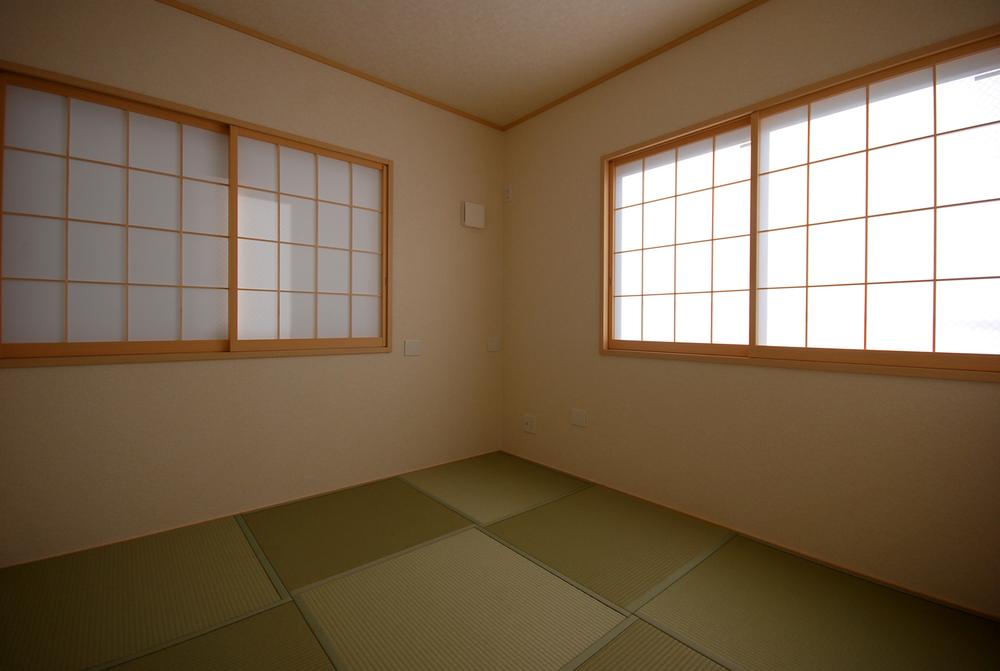 Non-living room. Indoor (11 May 2013) Shooting