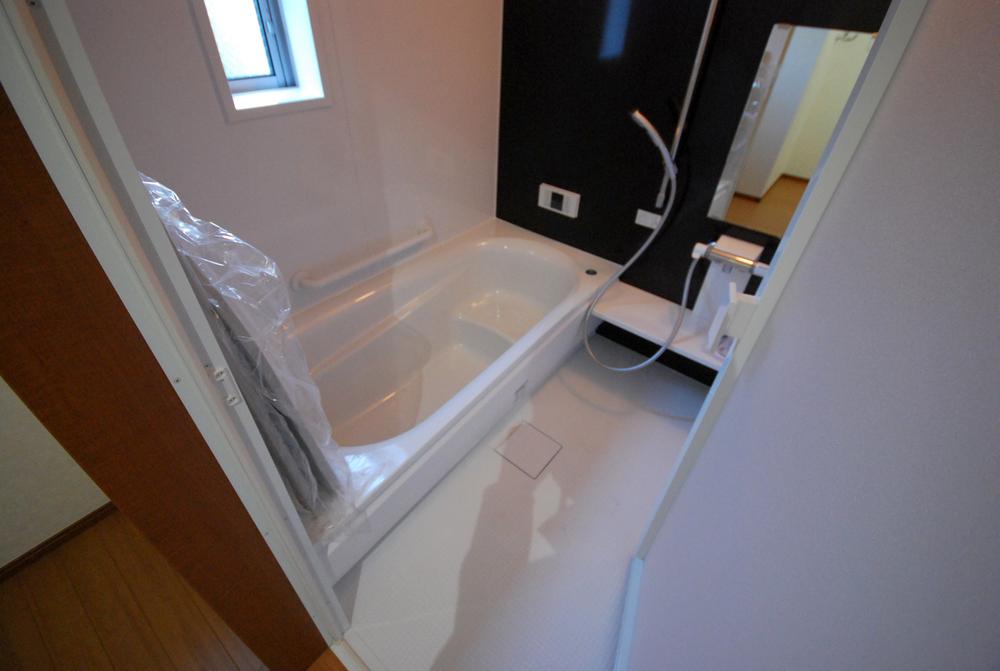 Bathroom. Indoor (11 May 2013) Shooting