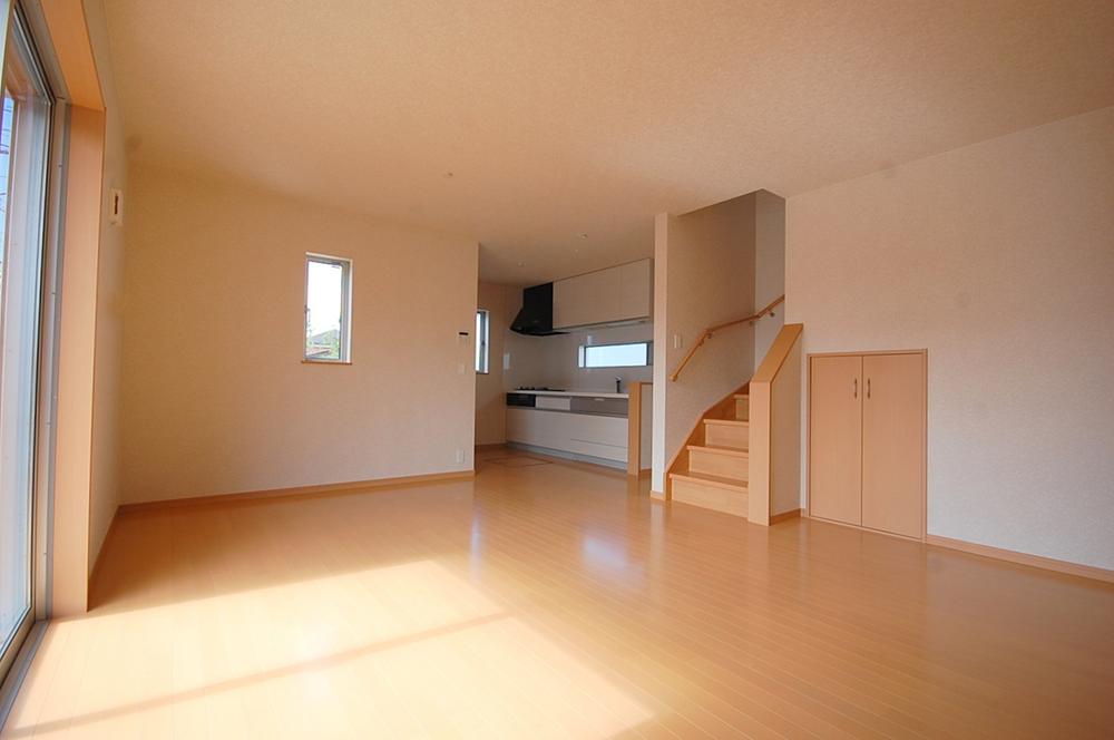 Living. Indoor (10 May 2013) Shooting