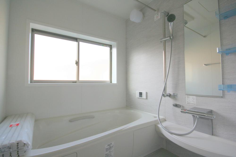 Same specifications photo (bathroom). Example of construction