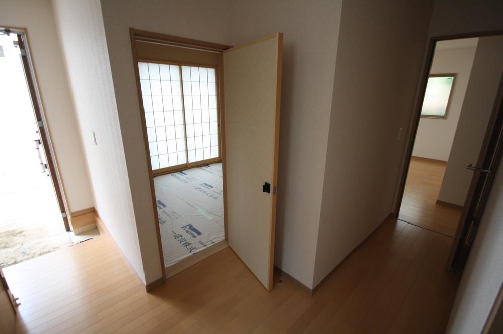 Same specifications photos (Other introspection). Seller construction cases