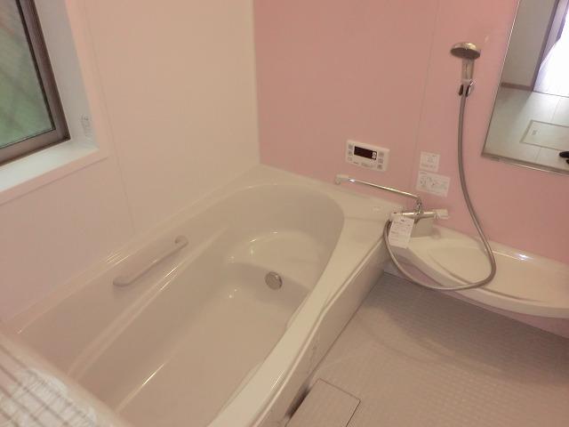 Same specifications photo (bathroom). Same specification bathroom