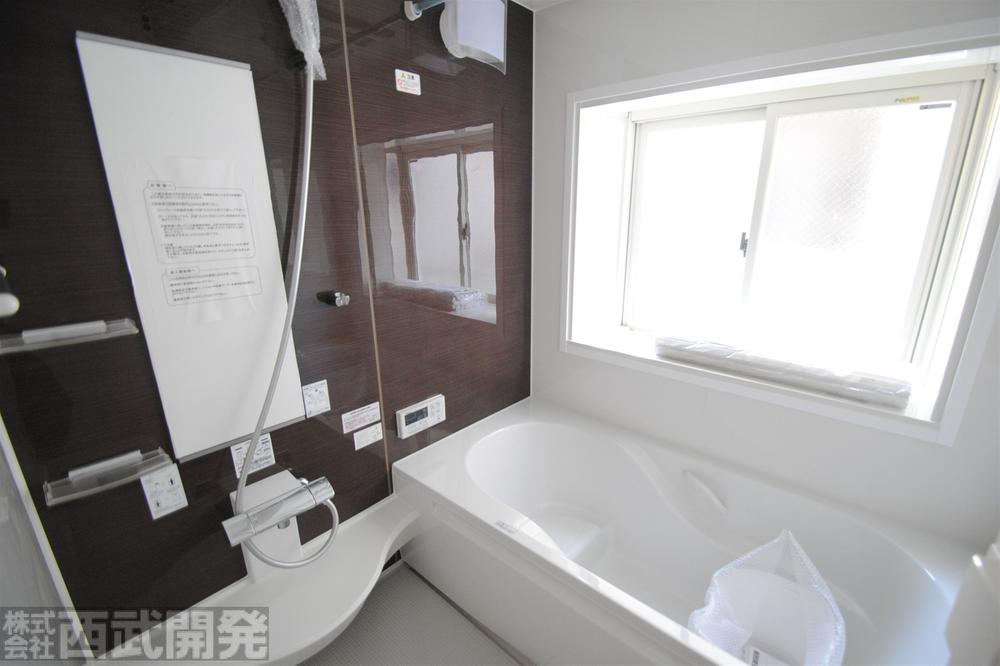 Bathroom. Barrier-free type with ventilation dryer