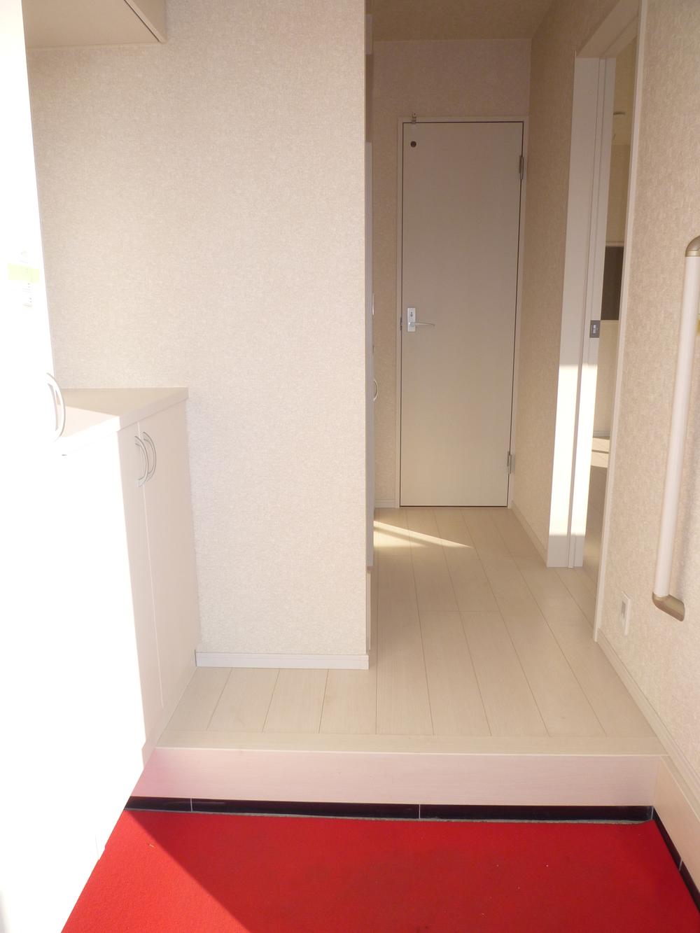 Entrance. Seller construction cases