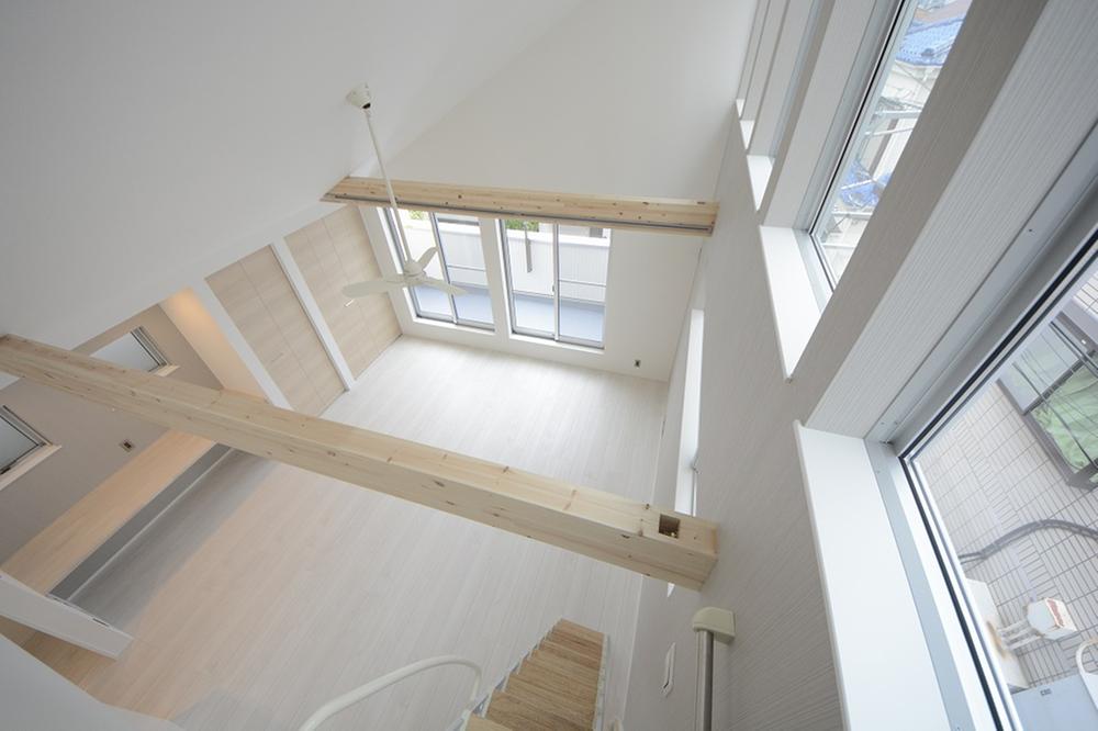 Living. Living room viewed from loft Indoor (November 25, 2013) Shooting