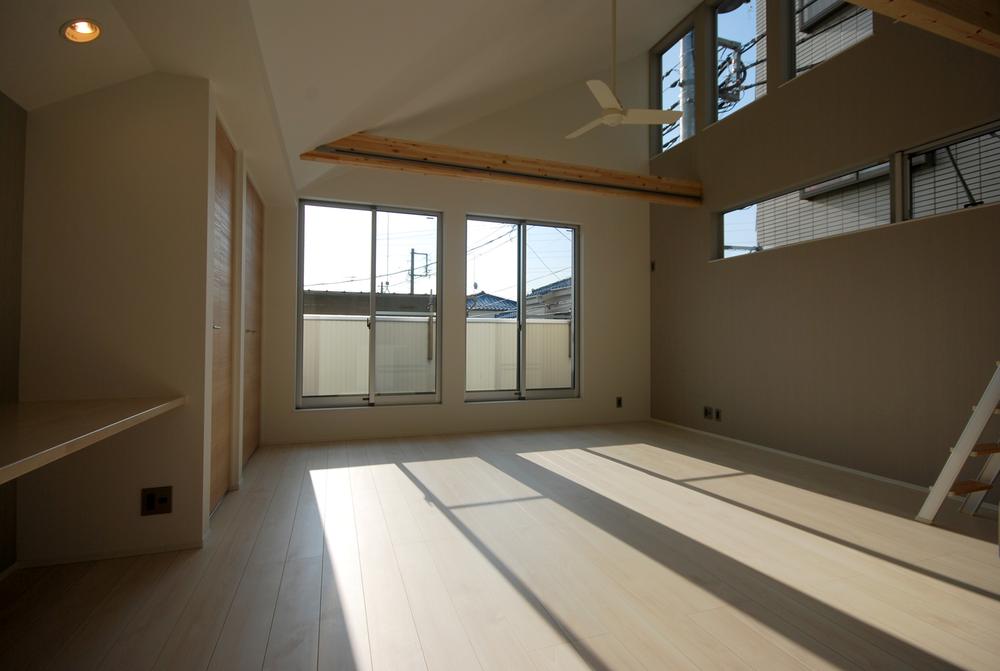 Living. Indoor (11 May 2013) Shooting