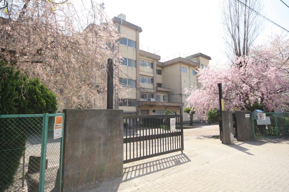 Junior high school. Higashiyamato 729m to stand fourth junior high school