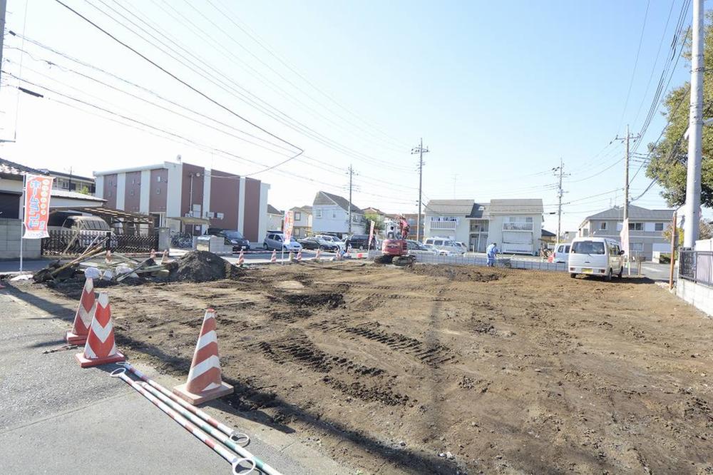 Local appearance photo. From the east Local (11 May 2013) Shooting