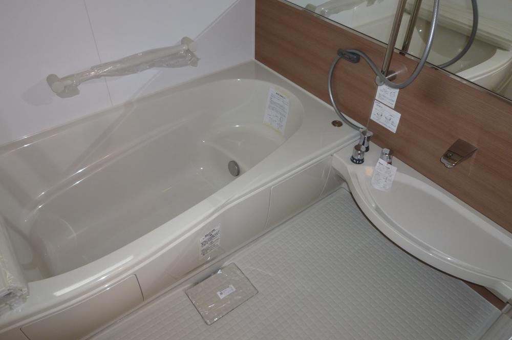 Same specifications photo (bathroom). Same specifications