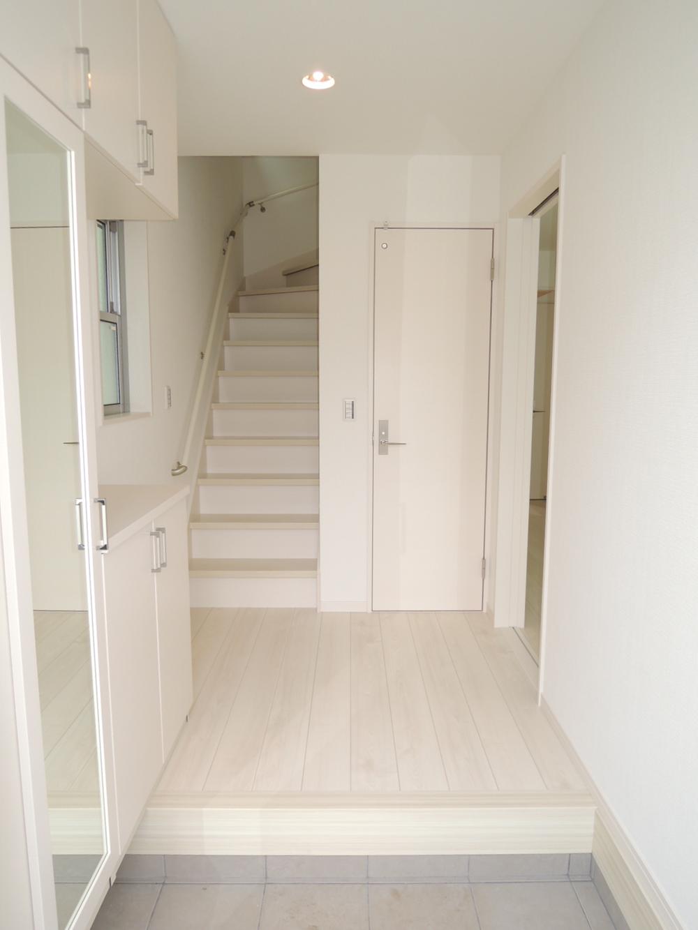 Same specifications photos (Other introspection). Entrance hall (same specifications)