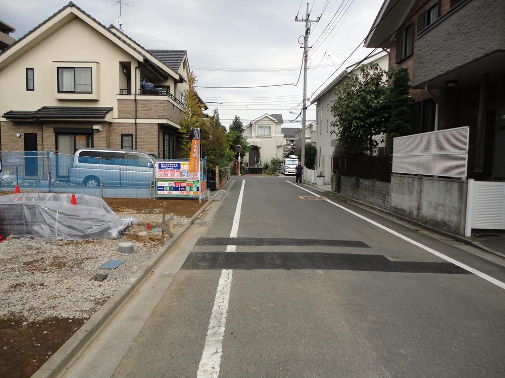 Local photos, including front road. Local (10 May 2013) Shooting