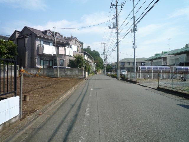 Local photos, including front road. Local (September 2013) Shooting