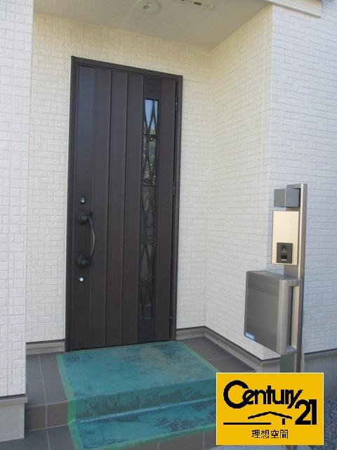 Building plan example (exterior photos). Building plan example Entrance door