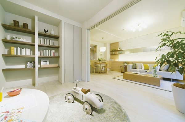 Western-style room adjacent to the living and dining (2) to the "children's room while the housework voice applied" and "the whole family is a space of hobby to spend together.". When closing the sliding door, Since the private room, It could use as a customer for the bedroom