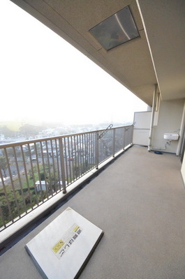 Balcony. ☆ Your laundry in places where plenty of sunny ☆