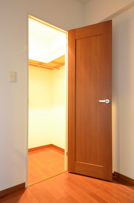 Receipt. ☆ It can be used widely also room Once firmly put away ☆