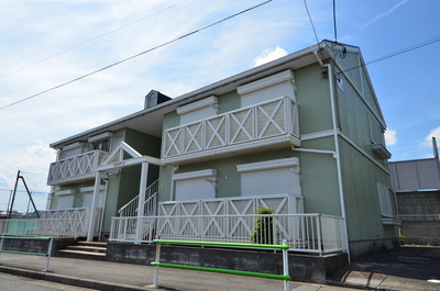 Building appearance. Good properties per yang!