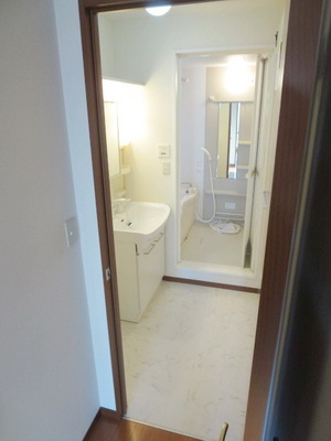 Washroom. Independent wash dressing room