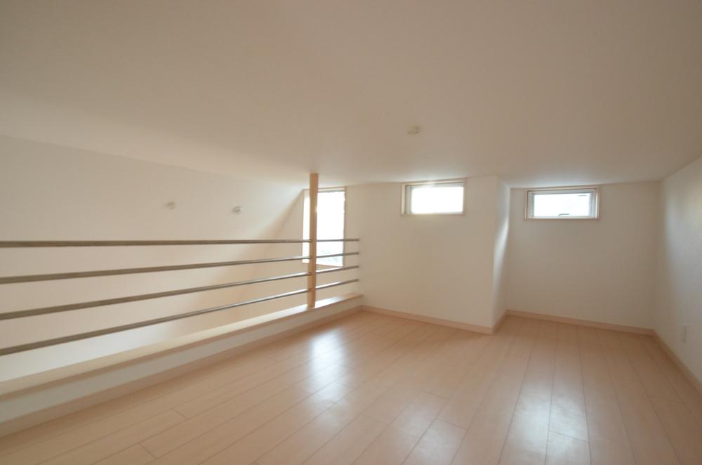 Other introspection. loft Indoor (10 May 2013) Shooting Building 2