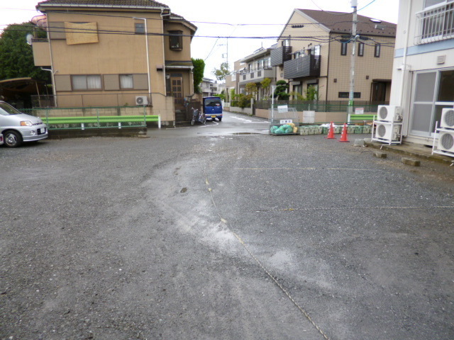 Parking lot. On-site parking