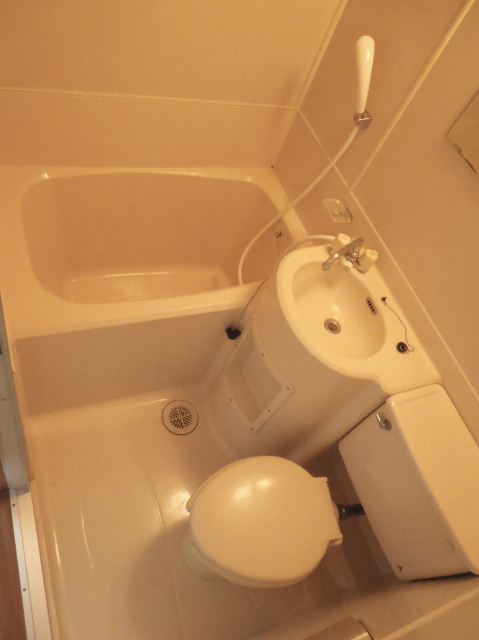 Bath. ☆ Cleaning is a simple unit bus ☆