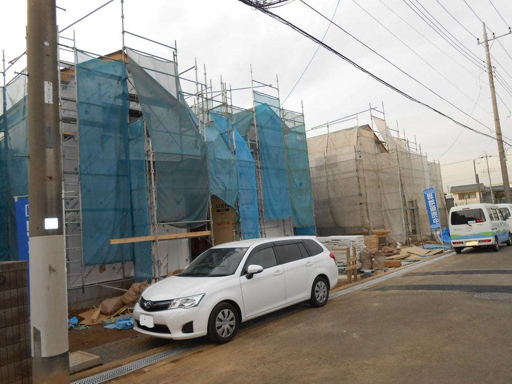 Local appearance photo. Local (12 May 2013) Shooting