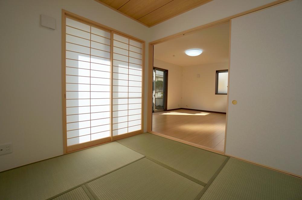 Same specifications photos (Other introspection). Example of construction