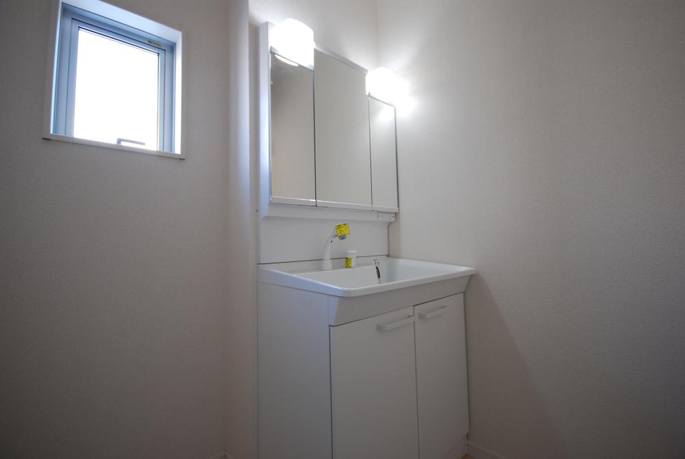 Same specifications photos (Other introspection). The company construction cases