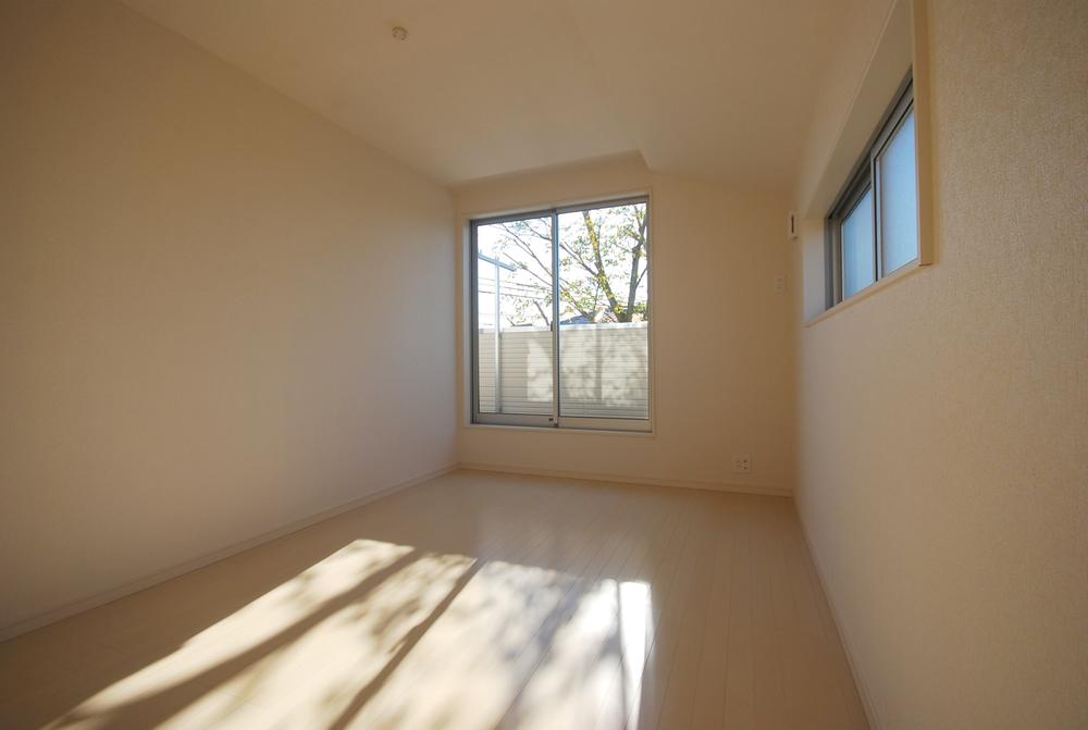 Same specifications photos (Other introspection). The company construction cases