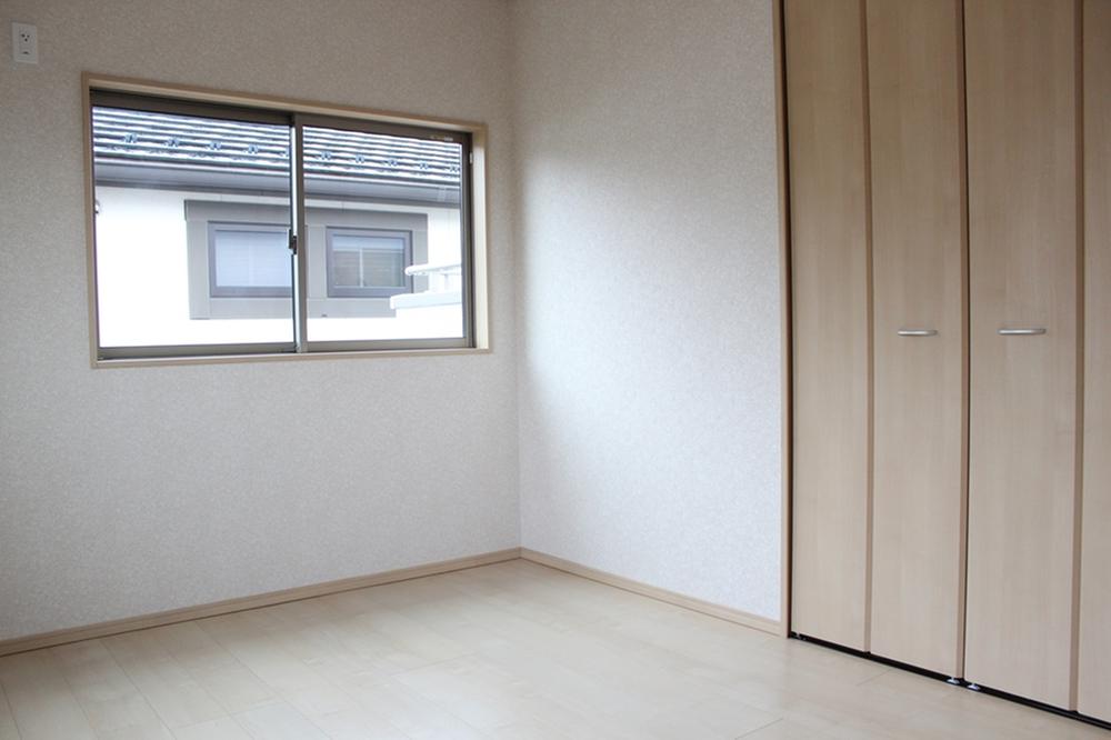 Non-living room. Indoor (11 May 2013) Shooting