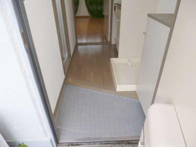 Entrance. Entrance with cupboard